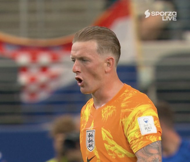 mundopremierbr's tweet photo. MILAGRE. PICKFORD FAZ UMA DEFESA. Inglaterra segue em vantagem
#Pickford #England #INGCRO https://t.co/q2aVxK8gKZ