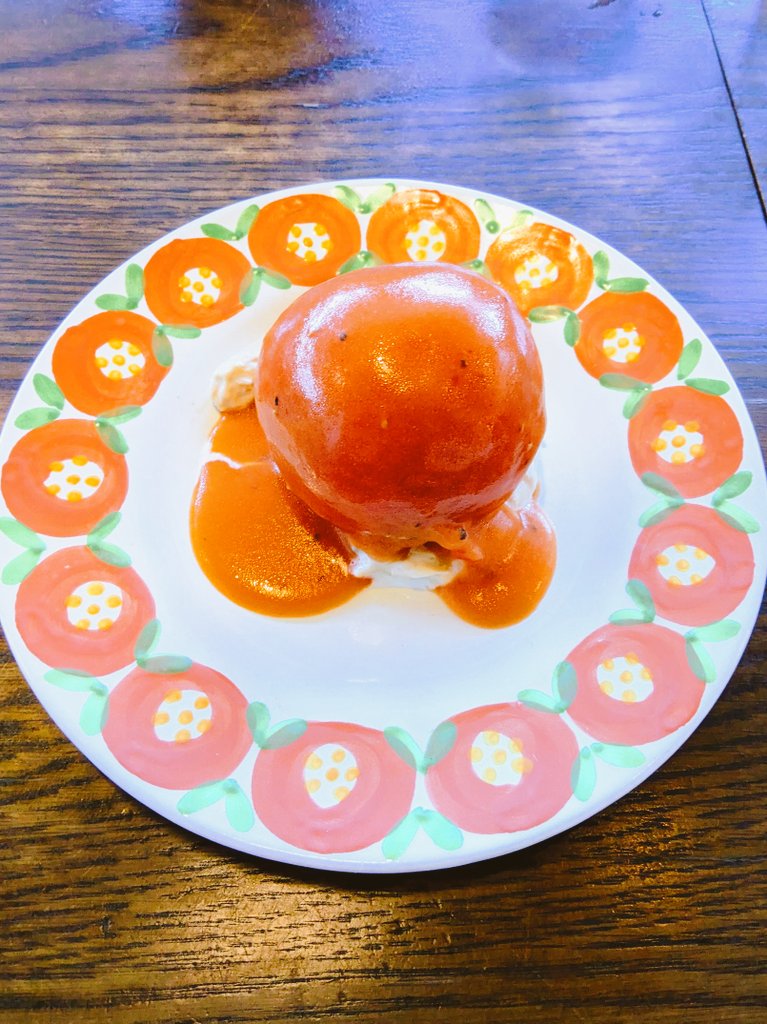 seetaake's tweet photo. トマトを見るがいいさ🍅 https://t.co/odyLgowoDF