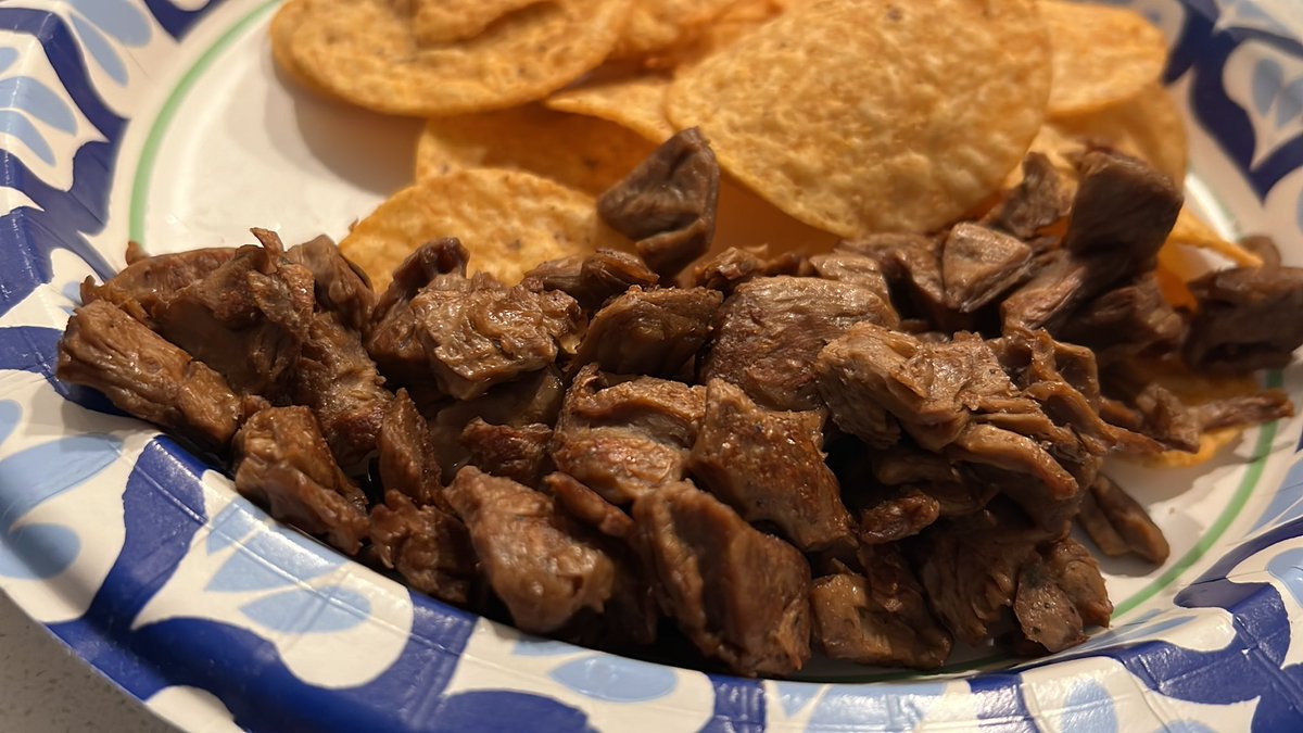 4ndrogynic's tweet photo. these beyond steak bites genuinely taste like pan seared man butt thatโs come in contact with nair. Iโm #suing https://t.co/dZKc44Brg0