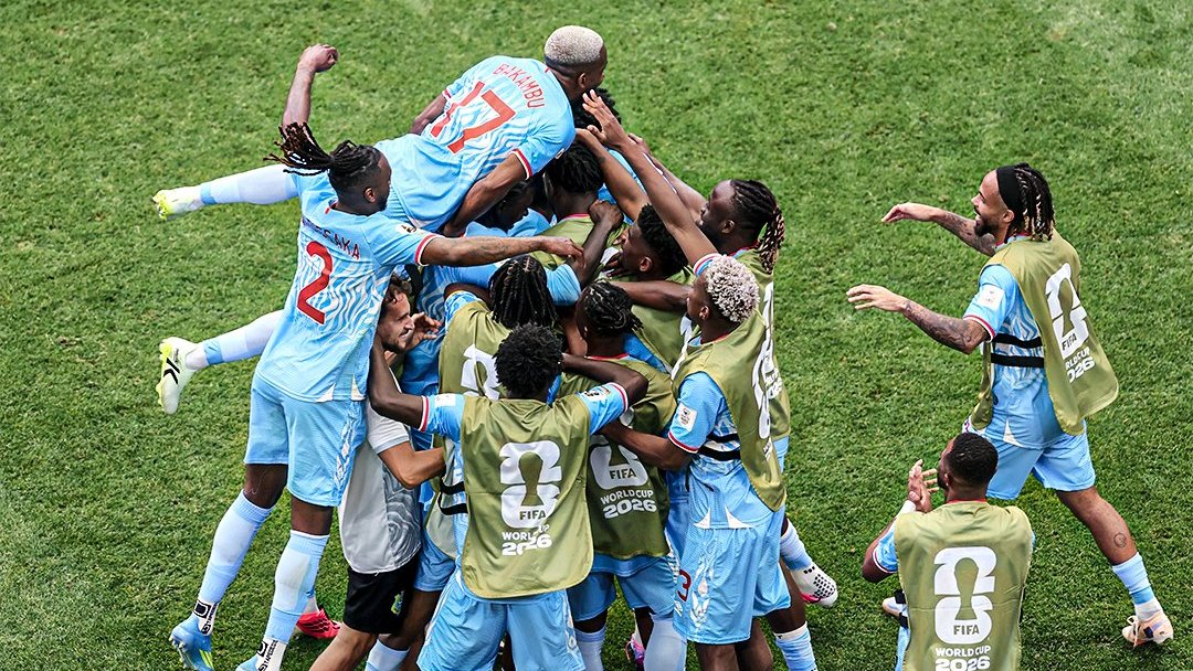 halilukunku's tweet photo. #FIFAWorldCup lately https://t.co/cNDG433tEX