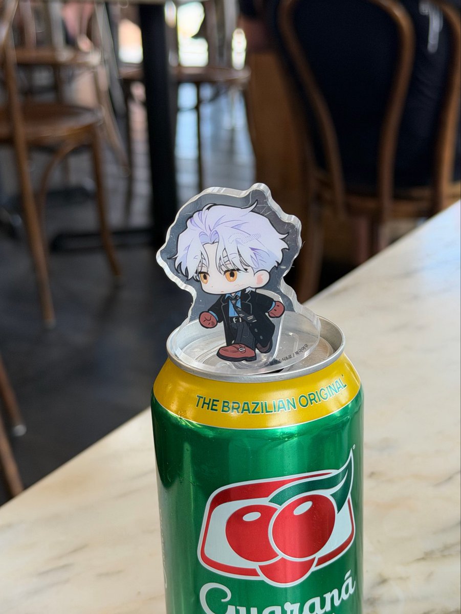 taeonmu's tweet photo. It’s my birthday today, and I introduced Tae and Mu to the taste of Brazilian guaraná ✨ @_musosik https://t.co/KHSrO0Mbm2