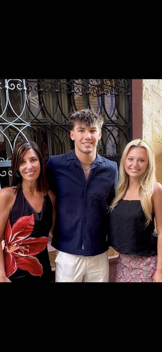 JenOldfield72's tweet photo. Our quick trip to Spain for the family vaca is over -back to work for all of us!  Addie at her summer internship and Leyton back in the grind at football camps and @dchsfootball @DowlingBball summer work! Hard work being a champion! 🥰 https://t.co/LDhWhKBGUm