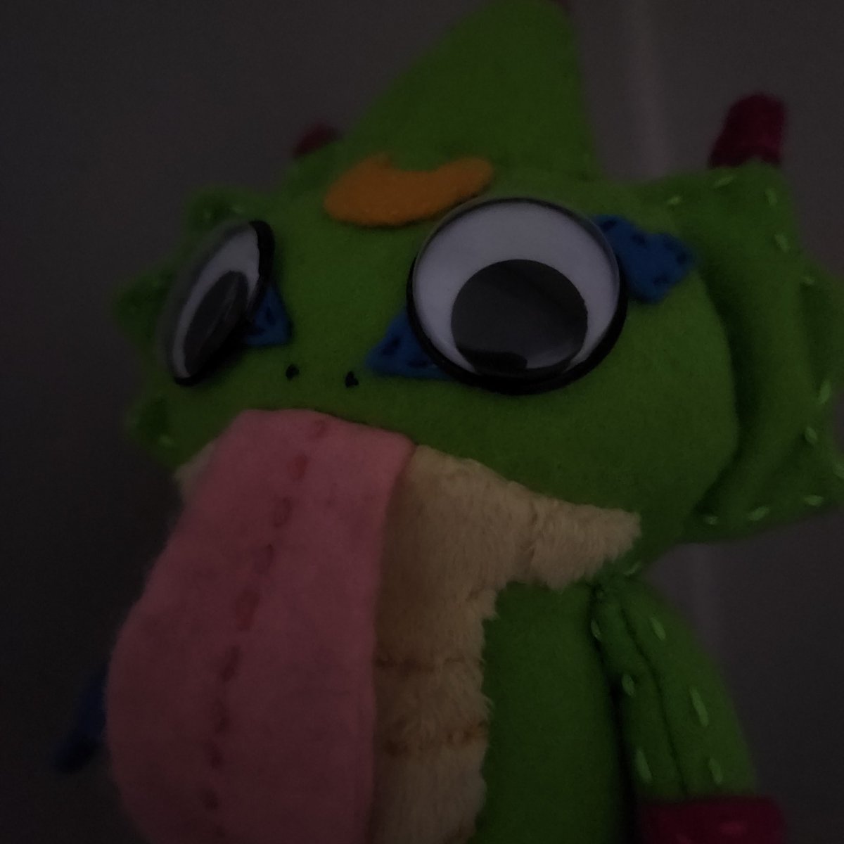 DJdiscobot's tweet photo. gekkomon you have to get serious.....not that serious!!! https://t.co/XHtKD9tGkM