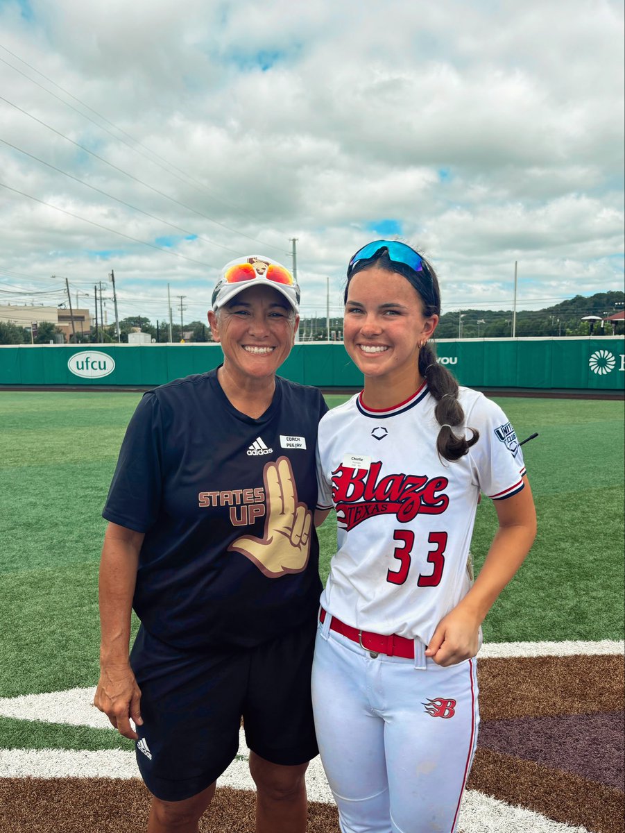 CharliePro2029's tweet photo. Thank you @TXStateSoftball for having me! @blaze_atx_2029 https://t.co/6STcVHigBG