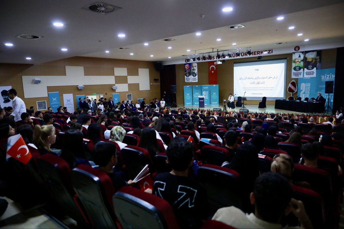 efedemirhann's tweet photo. Keçiören🙋🏻‍♂️

Büyük bir coşku ve heyecanla gerçekleşen TÜGVA 2. Olağan Keçiören İlçe Genel Kurulu’nda genç kardeşlerimiz ve hemşehrilerimizle bir araya geldik.

İnanıyoruz ki; milli ve manevi değerlerine bağlı, ülkesine sevdalı gençler Türkiye Yüzyılı’nın en güçlü mimarları olacaktır.

TÜGVA Keçiören İlçe Temsilciliği’nin yeni yönetim ve yürütme kurulu üyelerini tebrik ediyor, görevlerinde başarılar diliyorum.