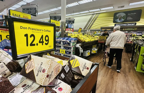 excaliburplan's tweet photo. The number of words ending in the suffix "flation" has expanded as concerns about high inflation have intensified. In linguistic terms, "flation" is a libfix, or a word part that's been chopped loose from its original root word. https://t.co/3jEqKFn5eB https://t.co/7dmwqttEUi