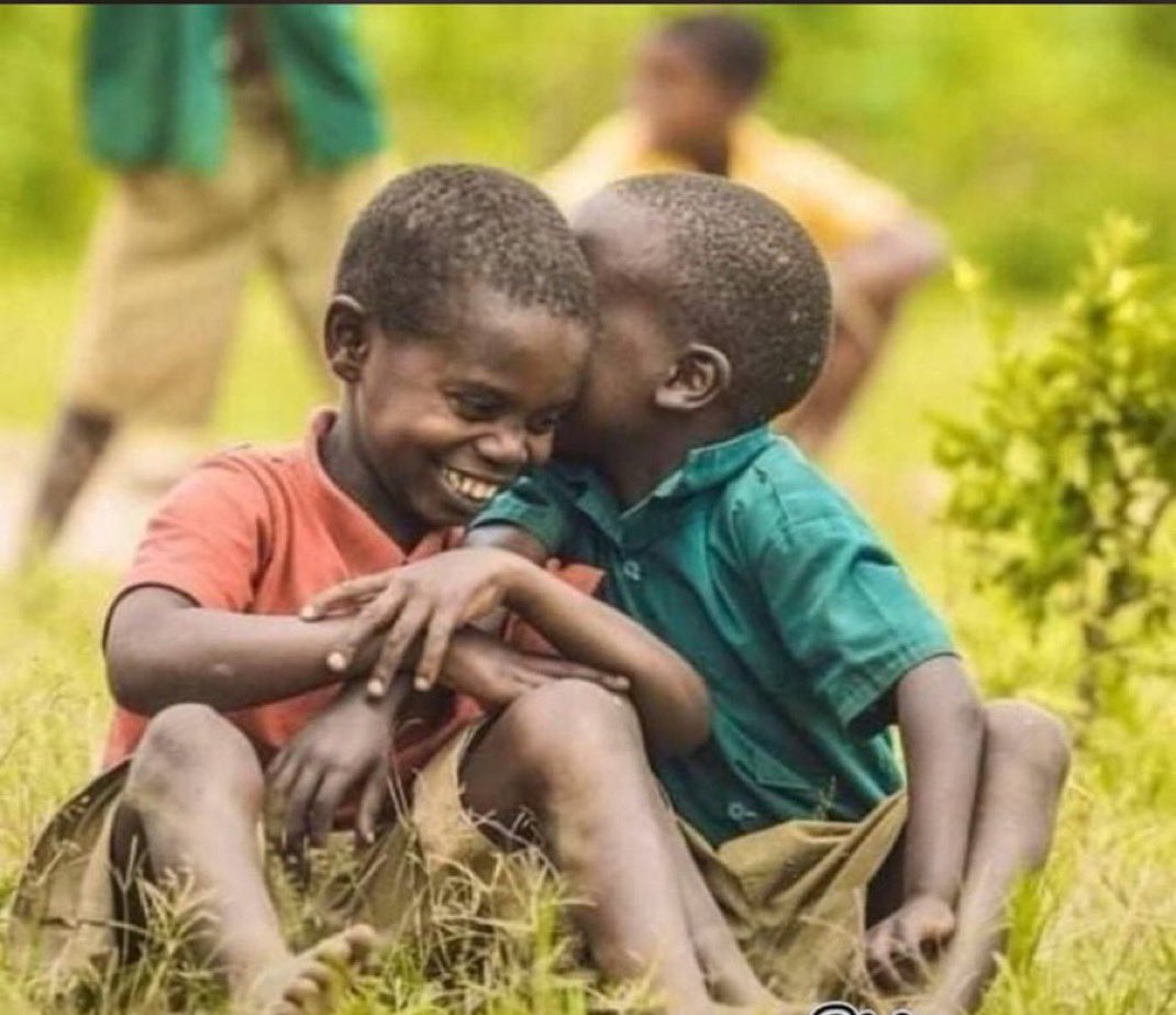 Nze_Ismah's tweet photo. Mbappe 2 goals
Haaland 2 goals
Messi 3 goals
Ronaldo 41 years old 😂 https://t.co/3iIfMGhNUt