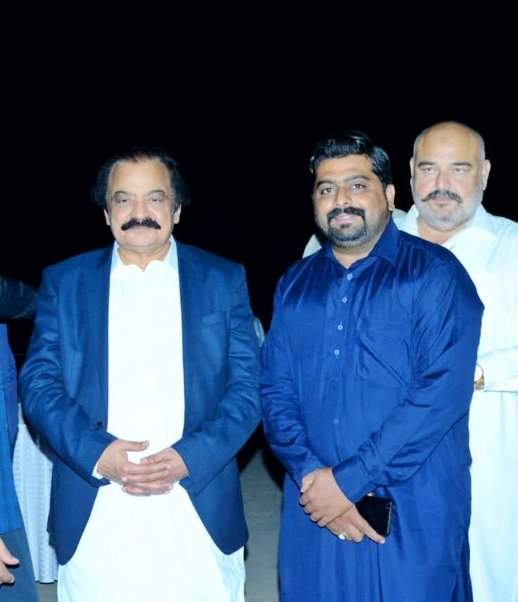_33Dj's tweet photo. حکیم رانا ثناء اللہ ان شاء اللہ وزیر داخلہ 🫰🏻❤️
یوتھیو اک واری فیر لال اے 😂🔥 https://t.co/CogG81P1l2