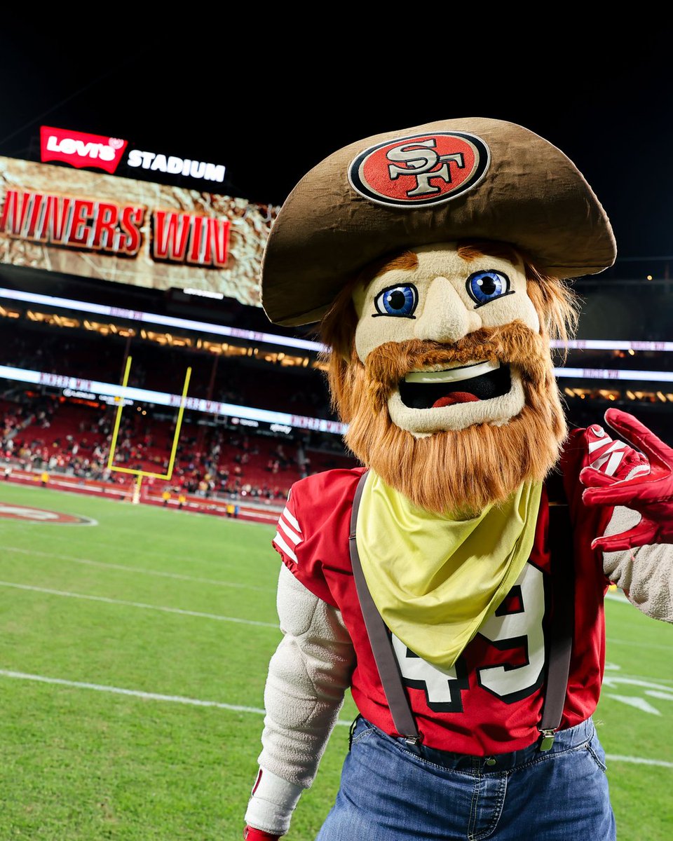 49ers's tweet photo. Best in the business‼️ https://t.co/276mu1xPFu