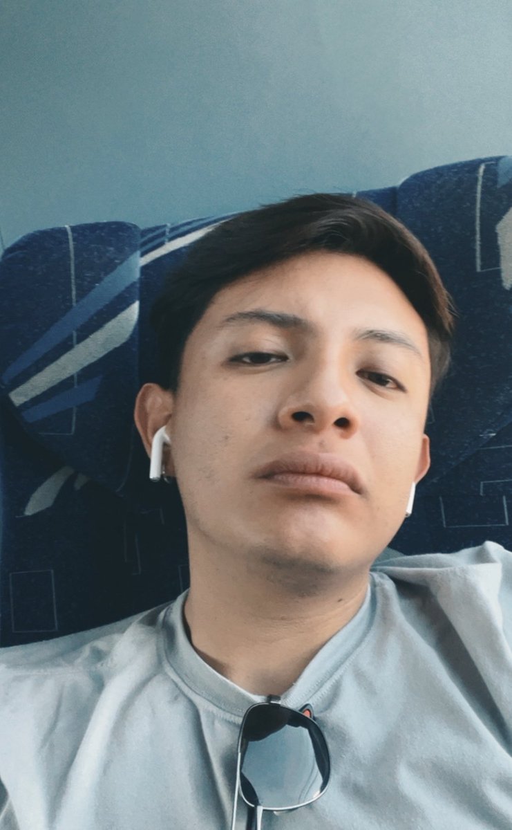 Sag_Nando's tweet photo. La carita    //   la vergota 🤤 https://t.co/ckLSIyFfpL