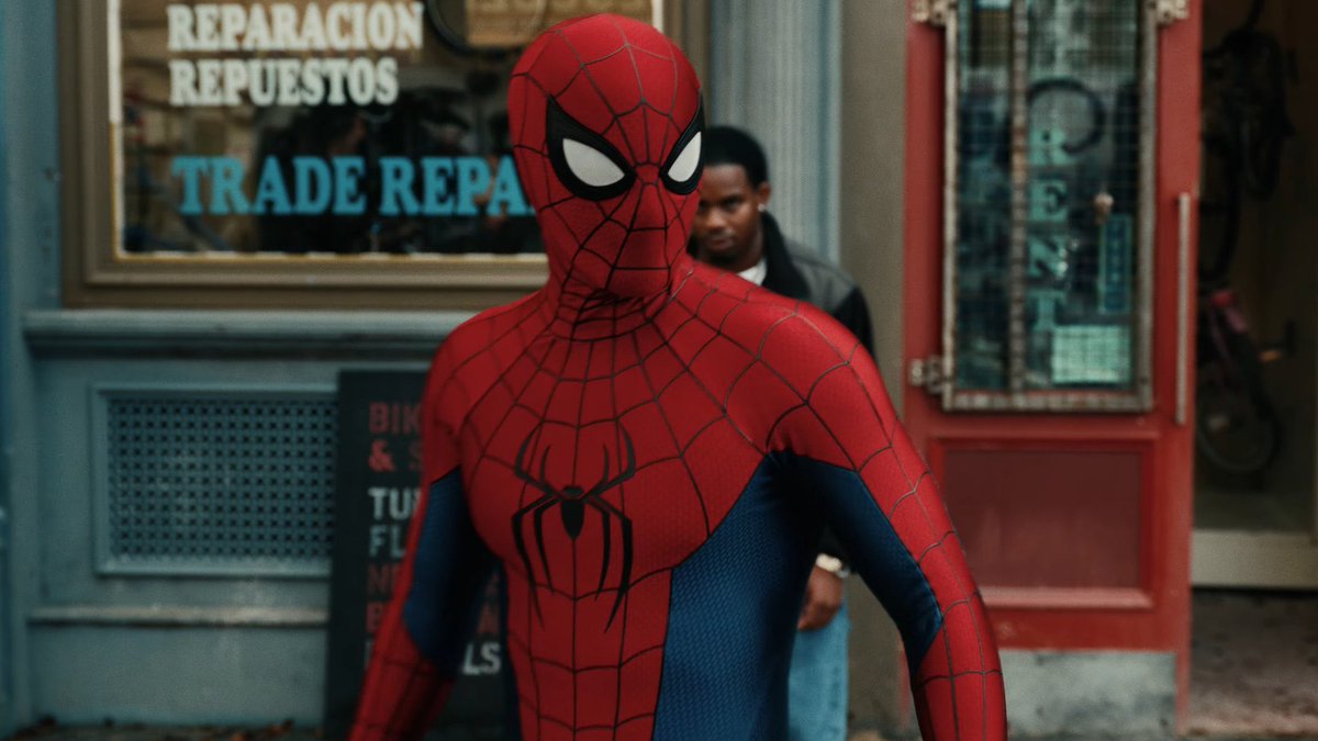 spideyupdated's tweet photo. This suit 😮‍💨 #SpiderManBrandNewDay https://t.co/4F1IQjEkdF