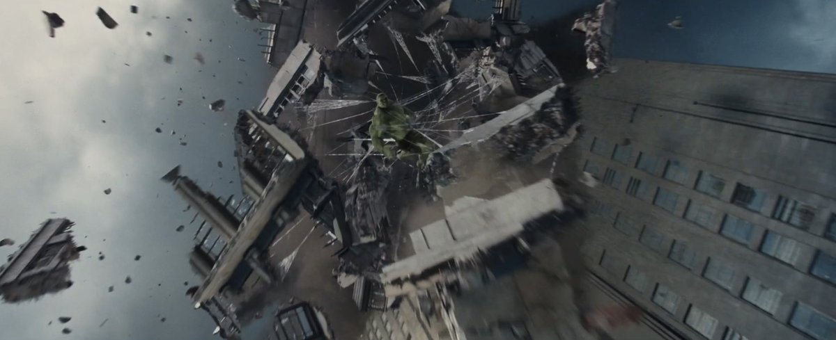 joaoguillll's tweet photo. O Bruce Banner vai perder o aparelho que o mantém ainda na sua forma humana e o Hulk Selvagem vai voltar destruindo tudo.

Com certeza a personagem da Sadie Sink vai ser o impulso pra que isso aconteça.

Cara facilmente essa vai ser uma das melhores lutas do filme. https://t.co/FW2bOvbUZt