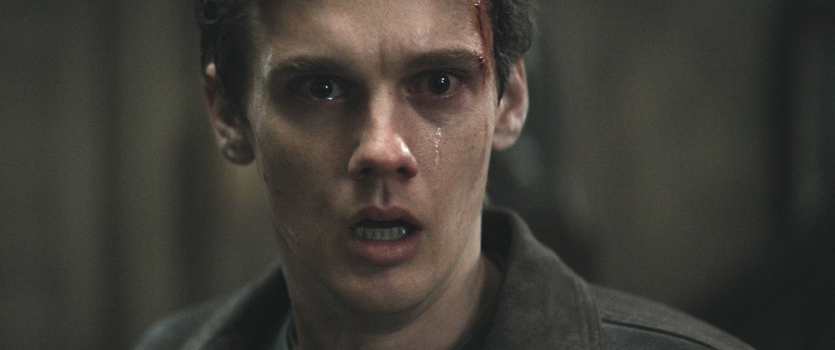 SamRaimiUpdates's tweet photo. Hunter Doohan on his character in ‘EVIL DEAD BURN’.

“Joseph is working on a book about his grandfather’s research,” Doohan reveals. “His grandfather knew Professor Knowby.

(Via: @outmagazine) https://t.co/JSnY9iKfhW