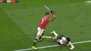 sanditero's tweet photo. @DevoxPosting Cualquier fan de CR7 ahora https://t.co/MvnWNFXWtd