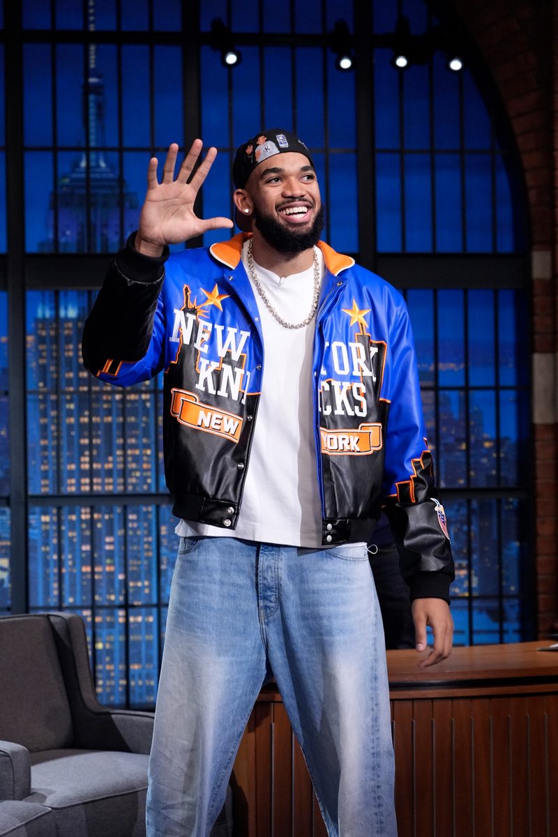 ComplexStyle's tweet photo. Karl-Anthony Towns was recently spotted wearing a 1-of-1 Knicks cap featuring two photos with his late mother. 💙🧡

Designed by @/playboiartist and @/polancaps on IG https://t.co/wuzMiFoTMM