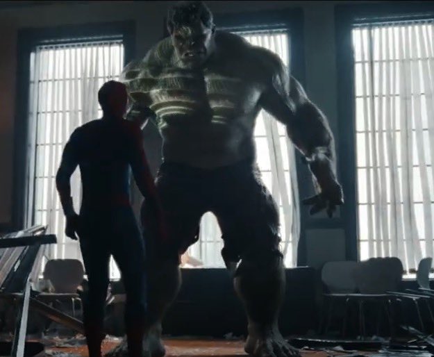 HulkMoments's tweet photo. Oh he looks so good dude https://t.co/JAKIu8XXbn