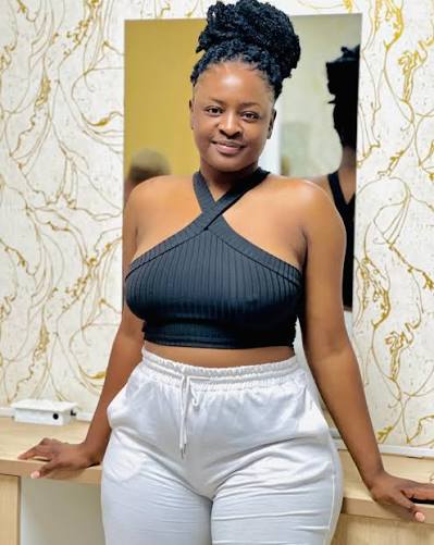 NNyashaYessur's tweet photo. Lorraine Guyo says men are afraid of famous females, she said  sometimes she goes for a year without any relationship because no one will be willing to date her. https://t.co/tz1FKOWBTZ