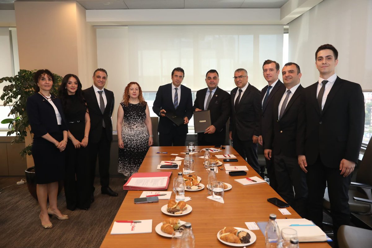 istavrupabtk's tweet photo. TÜRSAB Genel Başkan Yardımcımız Davut GÜNAYDIN ve İstanbul Avrupa BTK Başkanı Servet İTİK’in imzaladığı protokol kapsamında acentalarımıza DenizBank’tan:
Ertesi gün %0 POS oranı! (Kesintisiz)

Başvuru: Herhangi bir DenizBank şubesi – 
TÜRSAB CiroM Kart.
#TÜRSAB #DenizBank #Turizm https://t.co/TDMrFrYNf3