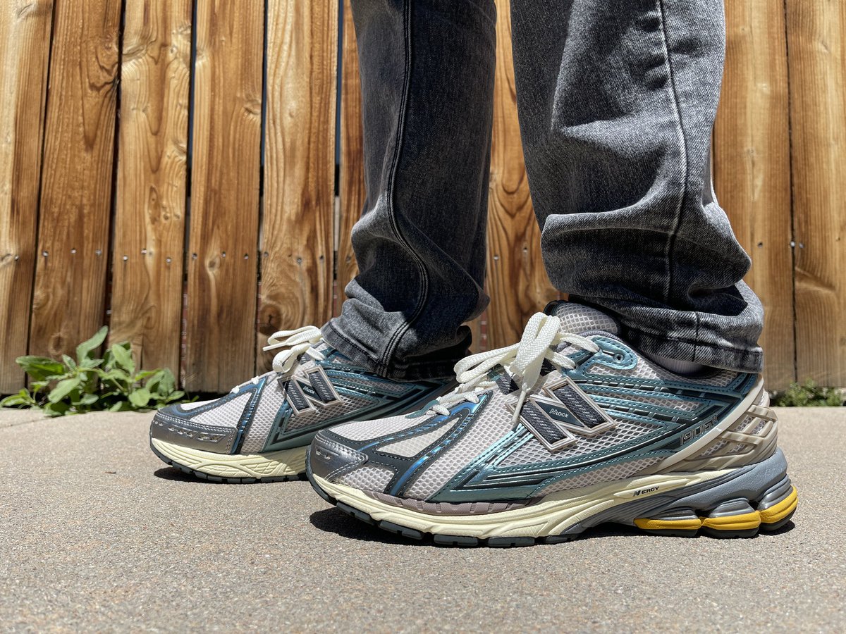 Haktuspit's tweet photo. New Balance 1906R - New Spruce https://t.co/bMdYvGT6nB