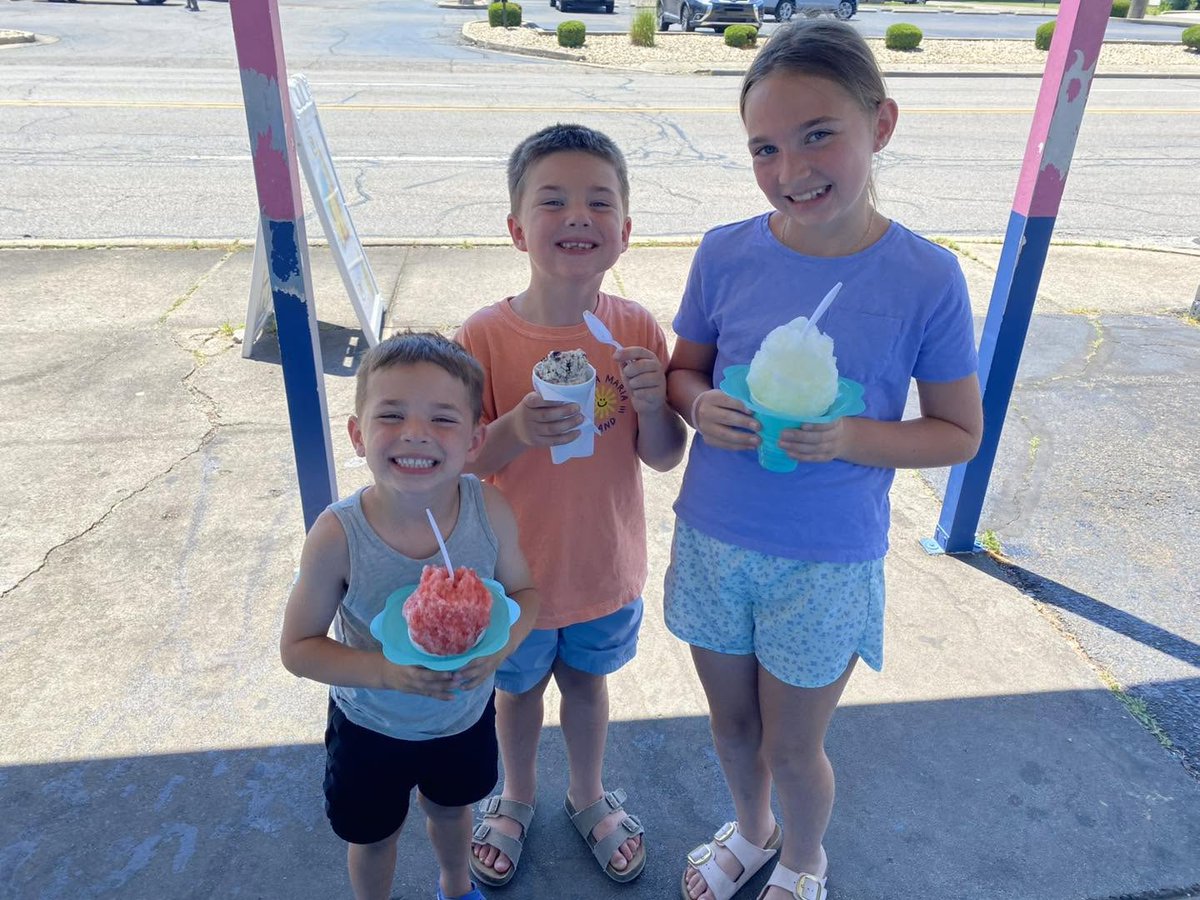 SnoBizFans's tweet photo. Big smiles, sunny days, and Sno Biz in hand.
That's what summer is all about. Thanks for making Sno Biz part of your family's memories, one cup at a time. 
Sno Biz Columbus https://t.co/L1UfHRtzTk