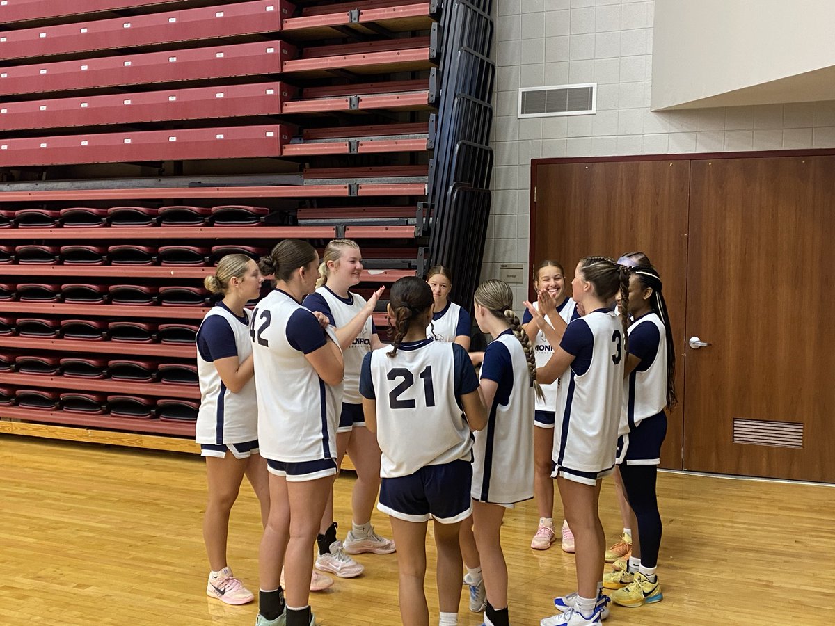 LadyHornetsBB's tweet photo. We wrapped up our summer schedule with some of our varsity players taking a trip to Lexington the last 3 days. 

We had lots of team bonding and learning opportunities to grow from. 
 
#uncommon https://t.co/7iBi6lbeTK