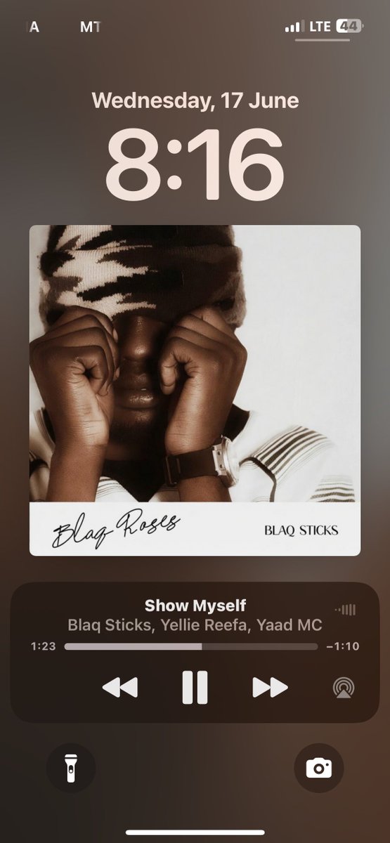 dopemoneyyy's tweet photo. Best song in the world! https://t.co/hs2jFL1d82