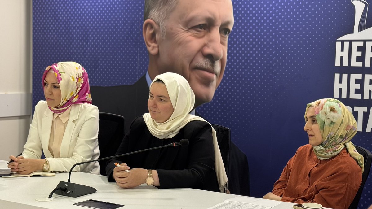 akkadinuskudarr's tweet photo. Başkanımız Rabia Yazıcı başkanlığında, İl Yürütme Sorumlumuz Tuba Şahin Yılmaz’ın katılımıyla Yönetim Kurulu Toplantımız gerçekleştirildi. https://t.co/yMco1ZzT9f