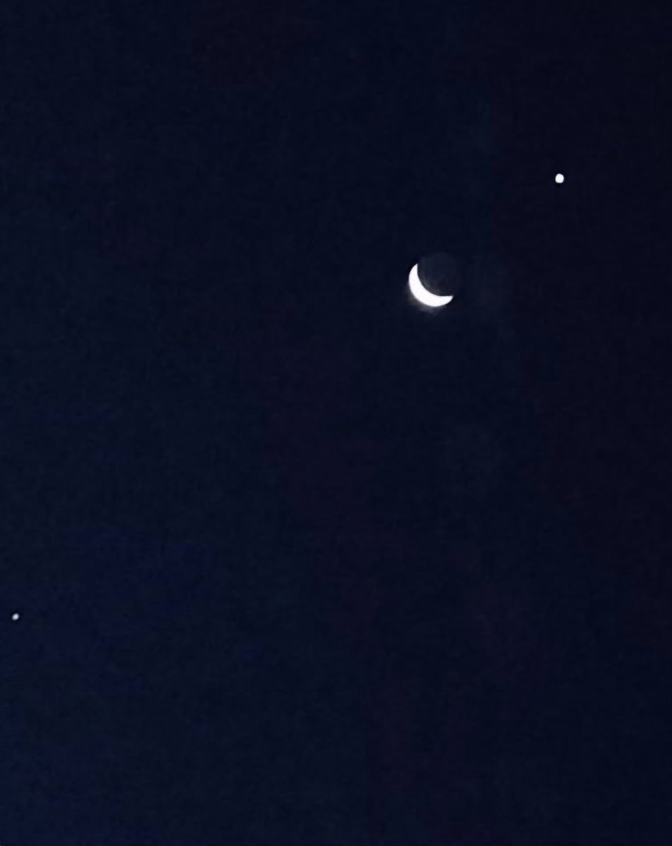 historical4545's tweet photo. Hilalime yıldız oldun da sevmedim mi seni.
Bir nîm tebessümün bile yok özlemedin mi beni. https://t.co/WiyzSNVvwn