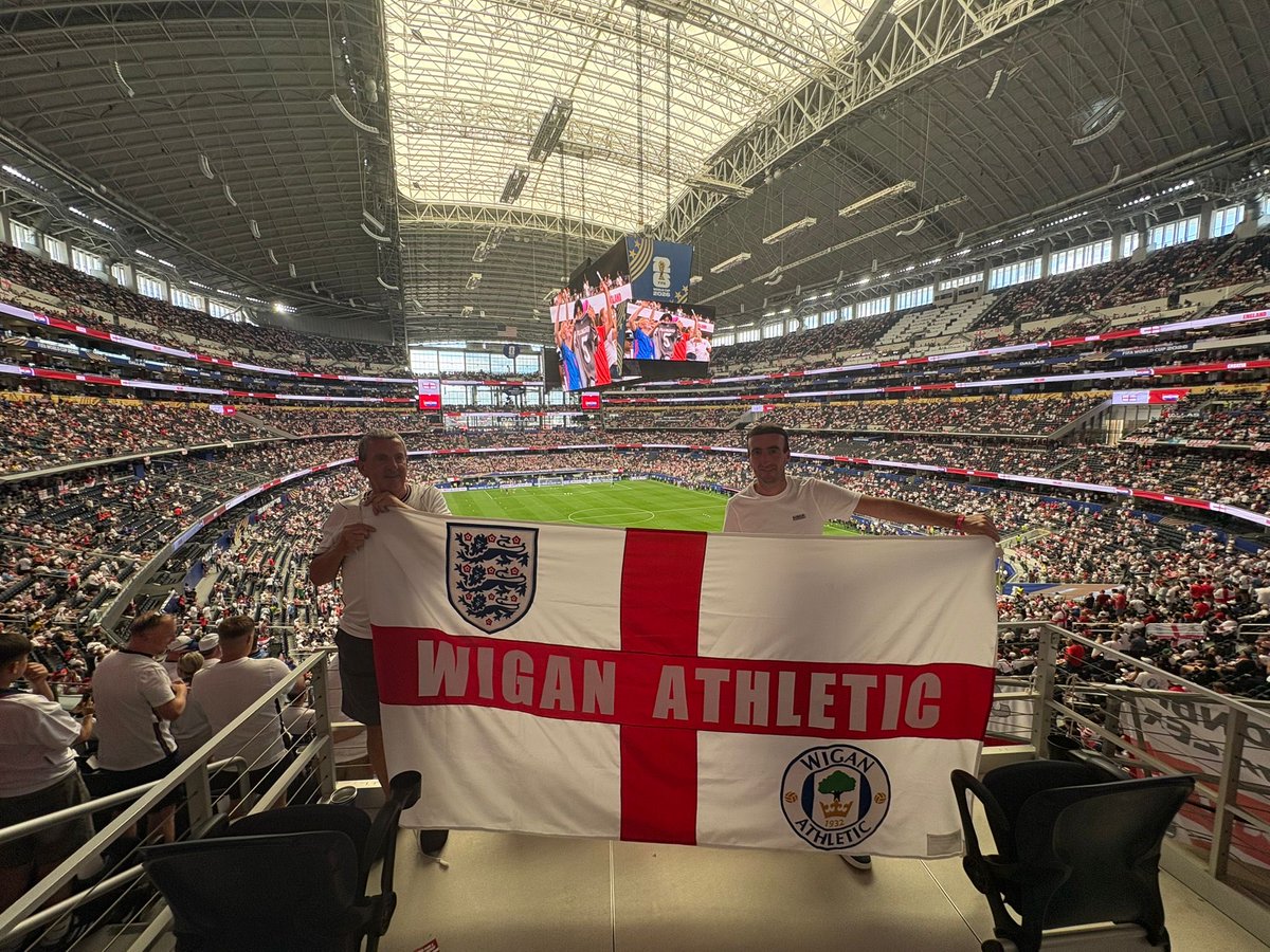 craigvernazza's tweet photo. World Cup 2026! Let’s go 🍻🏴󠁧󠁢󠁥󠁮󠁧󠁿 https://t.co/XvfLLsAywD