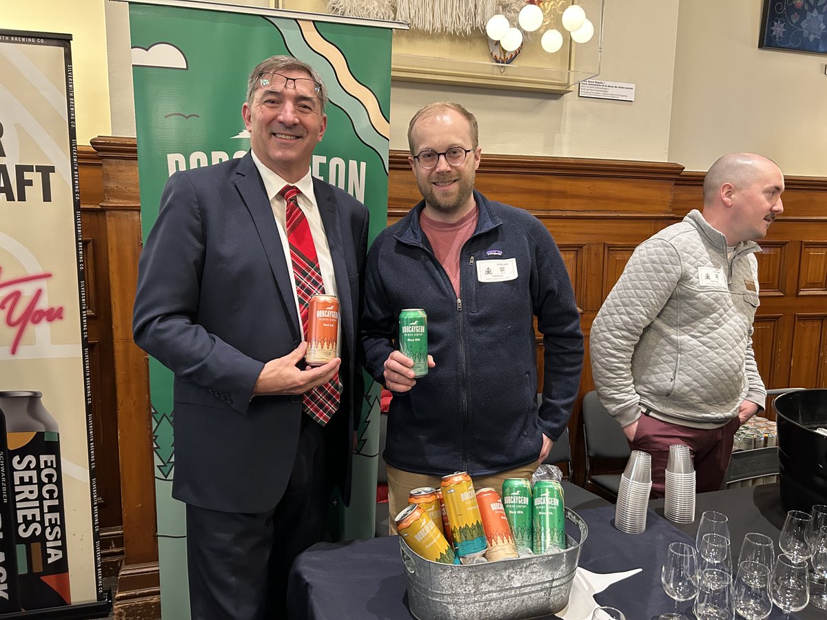 DaveSmithPtbo's tweet photo. Celebrating Ontario Craft Week and the incredible producers who pour their passion, creativity and hard work into what they do everyday. Here’s to the maker’s, innovators, and entrepreneurs shaping Ontario’s story. @ontcraftbrewers https://t.co/fvrVtxr2ep