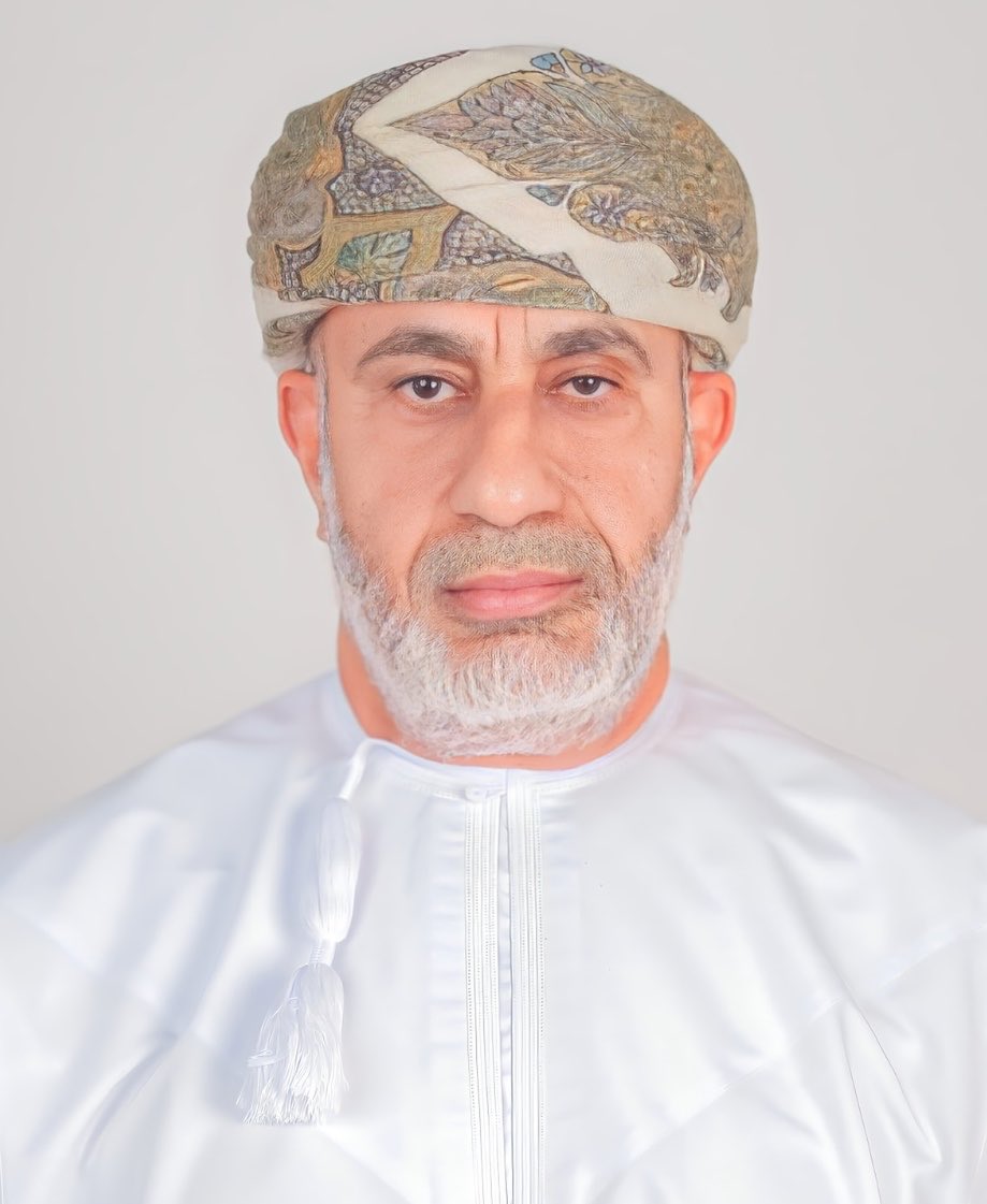 omanclub42's tweet photo. مع إنتهاء فترة مجلس إدارة النادي السابقة (2022-2026) اليوم، نتوجه إلى المهندس/ منير بن صالح الرواحي (الرئيس السابق لمجلس إدارة النادي) على الجهود التي قدمها أثناء فترة رئاسته لمجلس الإدارة، سائلين الله تعالى له التوفيق والسداد. https://t.co/aoEscyMwhv