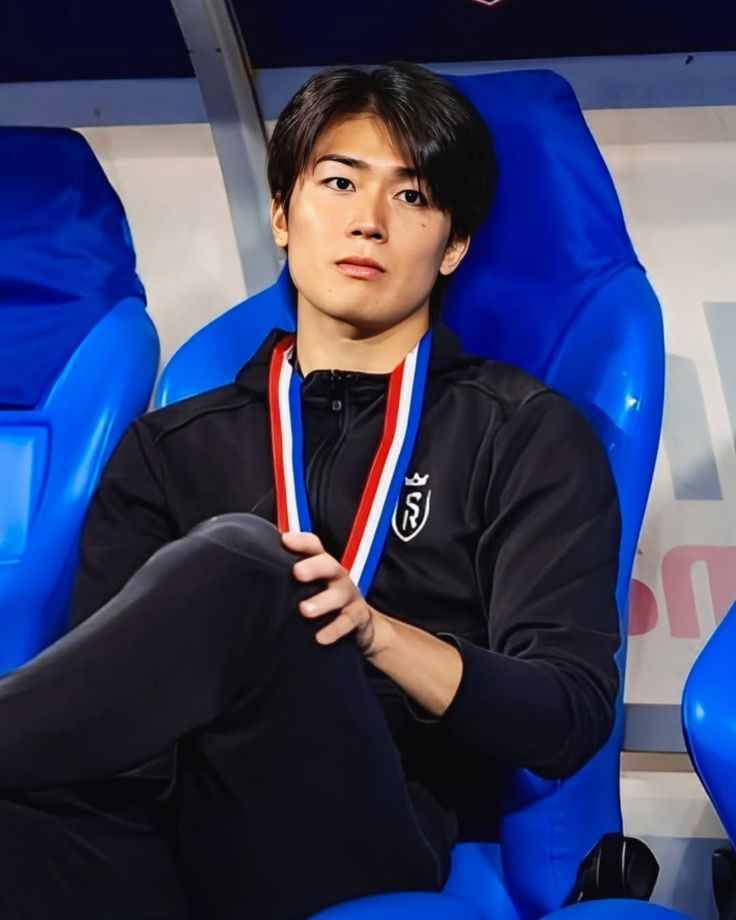 baekyeosex's tweet photo. Eu fiquei meio obcecada pelo keito nakamura.... https://t.co/kL1U1sktnm