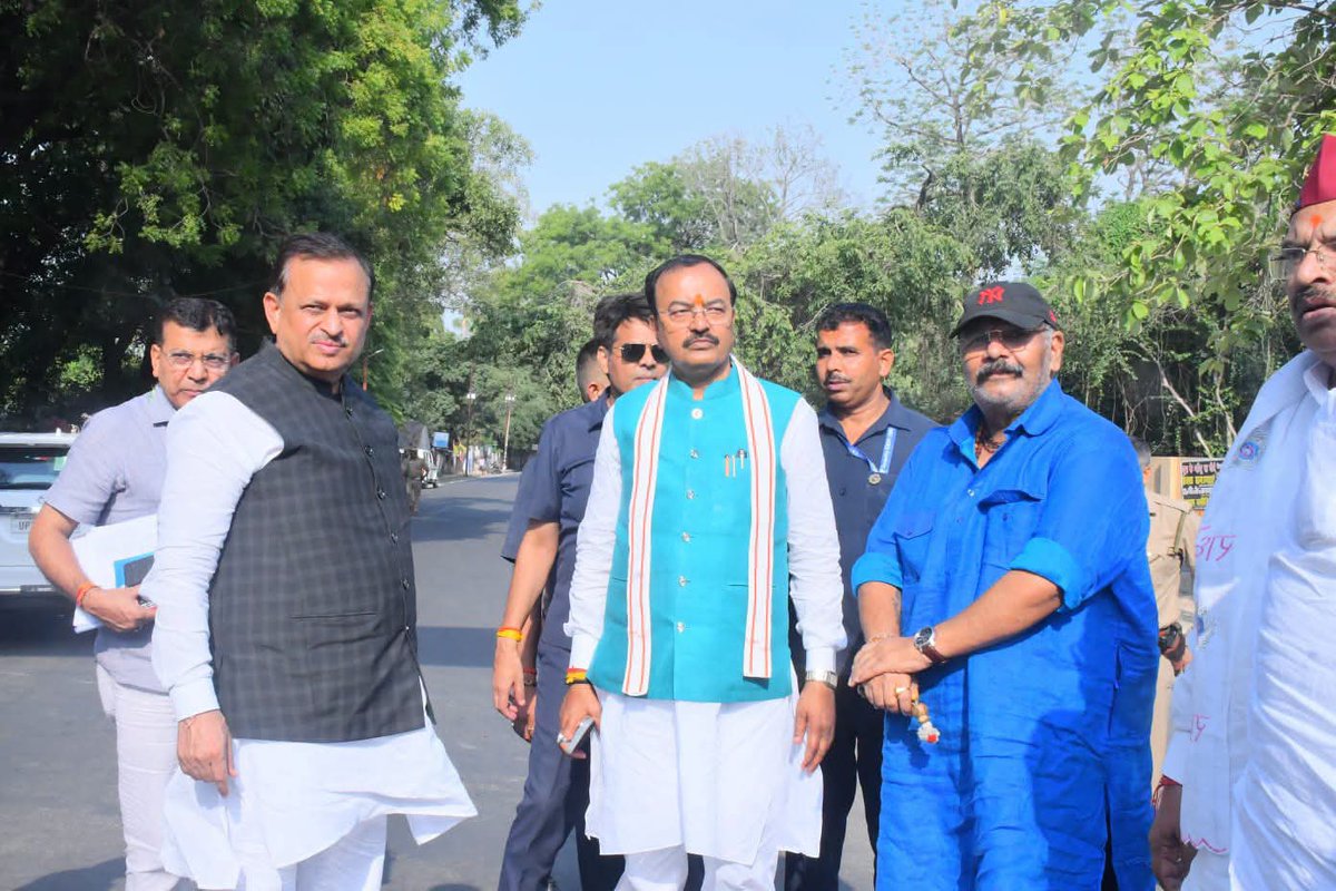 irameshawasthi's tweet photo. प्रगति पथ यात्रा के अंतर्गत जयपुरिया रेल उपरिगामी सेतु का मा.उप मुख्यमंत्री श्री केशव प्रसाद मौर्य जी के साथ निरीक्षण किया।
#BJP #12YearsOfModi #SevaSushasanAurJanKalyan
#12YearsOfTransformingIndia
#ViksitBharat #DevelopedIndia #NewIndia #ModiHaiToMumkinHai #NationFirst #SushasanKe12Saal
#Kanpur #Rameshawasthi #Rameshawasthikanpurloksabha #kanpurloksabha #SansadRameshAwasthi #sansadkanpurloksabha