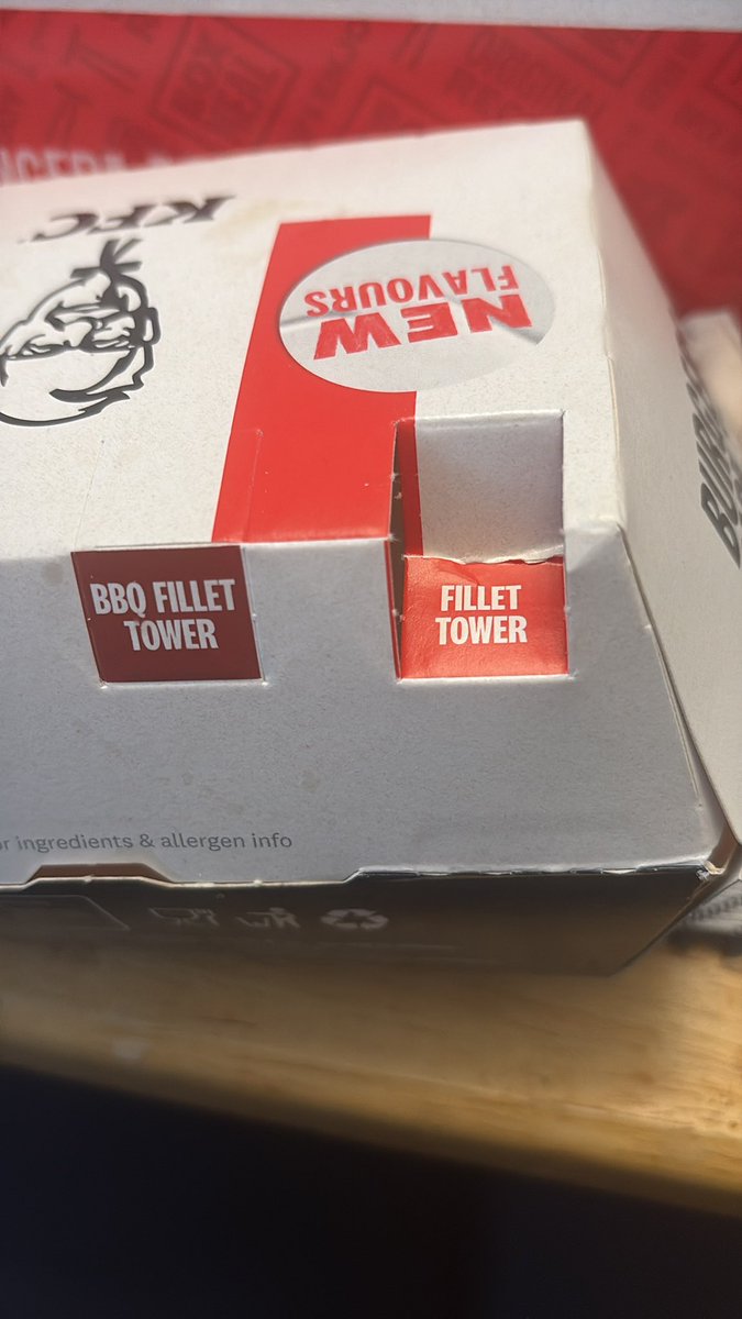 jane_stitt's tweet photo. @KFC_UKI_Help  I ordered a zinger stacker box meal and got sent a fillet tower.  Very disappointed it wasn’t even nice the tomato sauce was on the box not the burger never mind it was plastered in original mayo which I don’t like. https://t.co/VffhMKlX60