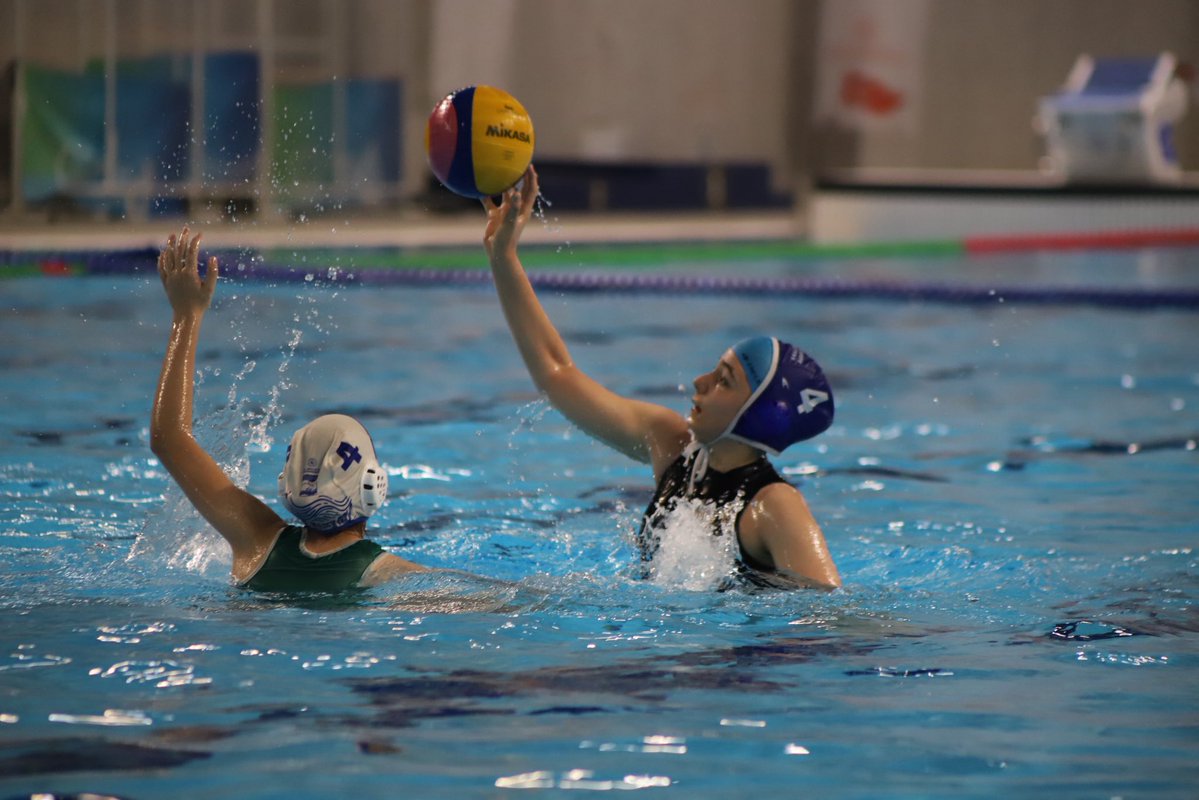GSB_Konya's tweet photo. 🤽‍♀️ANALİG Sutopu Grup Müsabakalarında, tamamı Konya Gençlik Spor Kulübü sporcularımızdan oluşan Konya takımımız, Mersin karşısında muazzam bir zafere imza attı. 

Normal süresi 8-8 biten nefes kesen mücadeleyi penaltı atışları sonucu 10-9 kazanarak havuzdan galibiyetle ayrıldık! 💪

Tebrikler takım! 👏