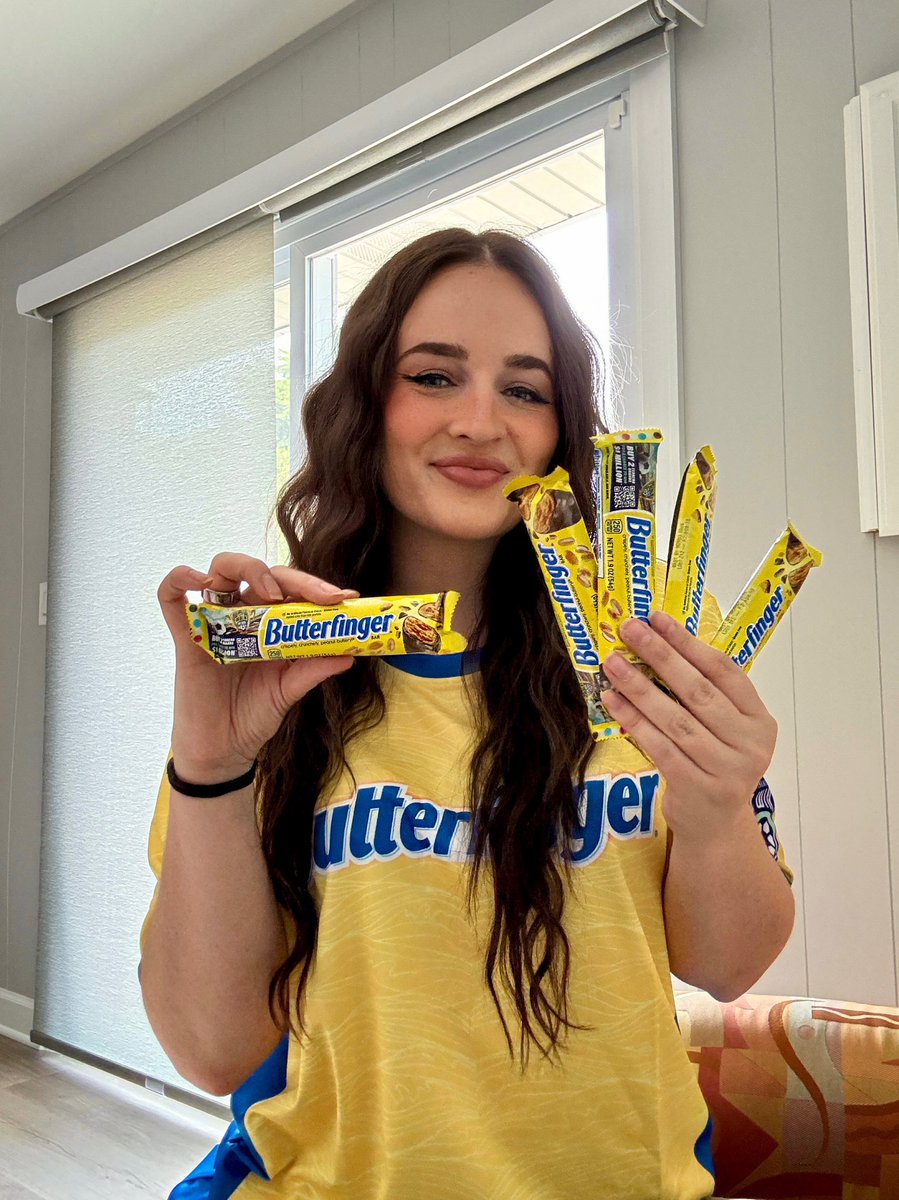 CHI_Kacee's tweet photo. I am so excited to be partnering with @Butterfinger to kick off a summer full of soccer! Join in for my stream on Monday, 6/22 at 5pm CT! See you guys thereeeeee ⚽! #GameBetterWithButterfinger #ad https://t.co/801MhpAngN