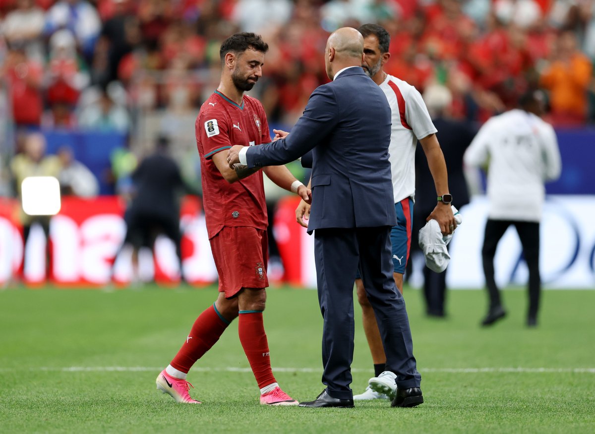 MPlusDeportes's tweet photo. 🇵🇹😔 𝑨𝒎𝒂𝒓𝒈𝒐 𝒅𝒆𝒃𝒖𝒕 para Portugal. 

#LaCasaDelFútbol https://t.co/kKC9k5JI8R