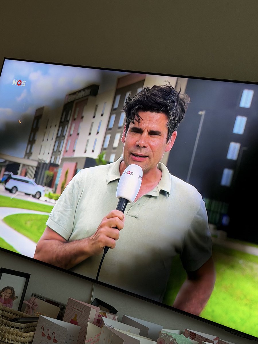 22Wouter's tweet photo. @telegraaf Jeroen zelf wel in 4K https://t.co/LF4tSyNGM8