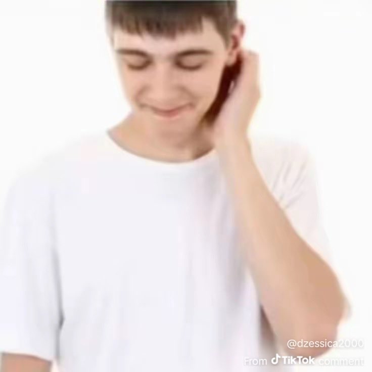 StarIighttt_'s tweet photo. @pixlsoda Lowkey, just imagine ur yapping to me https://t.co/KcYxOYKbr0