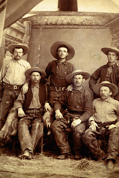tonyrichards4's tweet photo. We just recorded the first episode in The History of Texas Wrestling Series with @Fgbrisco and @JCLayfield where we cover 1865 to 1910 in Texas History and wrestling. Cowboys who were ex-Civil War soldiers, bounty hunters and drifters faced Comanche raids so they so they were learning defensive grappling & improvised fighting. Informal scuffles around campfires or saloons incorporated “Indian-style” endurance and ferocity—tales of warriors who wouldn’t quit reinforced the macho code & we tell those stories tomorrow morning premiering with Episode 1 of The HIstory of Texass Wrestling on @BriscoBradshaw