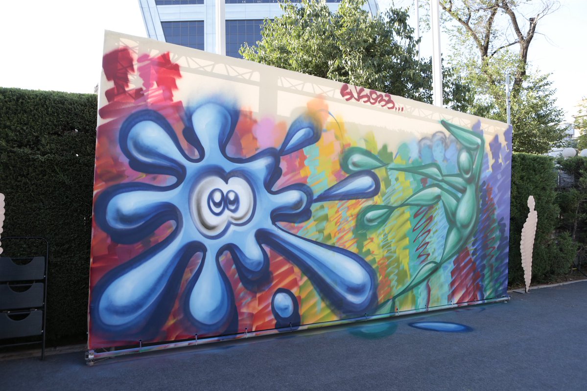 MAmbienteCM's tweet photo. 🎨 La @ComunidadMadrid acoge una intervención de arte urbano en directo para acercar este estilo a todos los públicos.

🔝 Una obra del autor local @SUSO33, organizada por la @FundacionCanal en su sede de la capital.

+Info: https://t.co/OMY7IU7VR6 https://t.co/BMSs7P7cSy