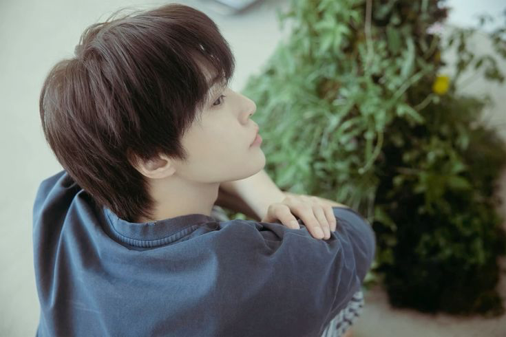 howcaniturntobe's tweet photo. อยากบวชให้สักรอบ มุมนี้คนสวยก็ยังสวยขึ้นไปอีก https://t.co/d8dtvvslHL