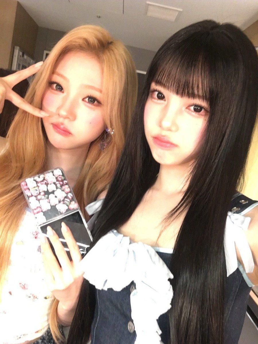 ianpicts's tweet photo. weverse update for stella bday ♡ https://t.co/j4A3SbNYNs