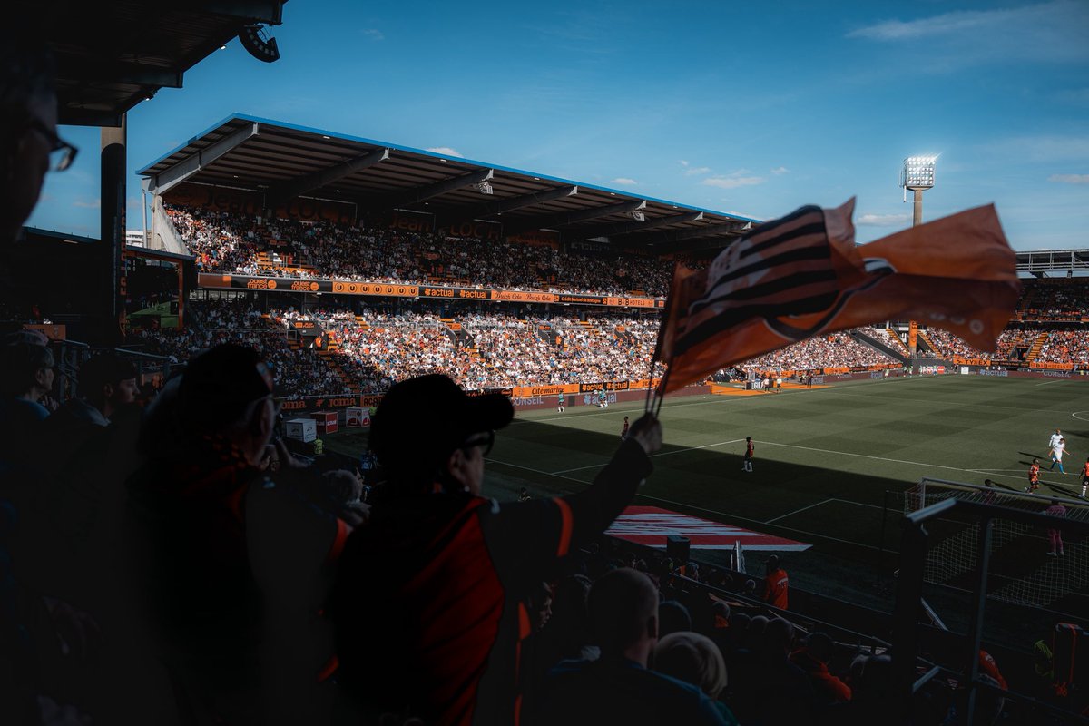 FCLorient's tweet photo. Ce mercredi, le FC Lorient s’est présenté devant la DNCG.

La Commission de Contrôle des Clubs Professionnels a rendu sa décision et n’a pris aucune mesure à l’égard du club. https://t.co/TGqQui9zR9