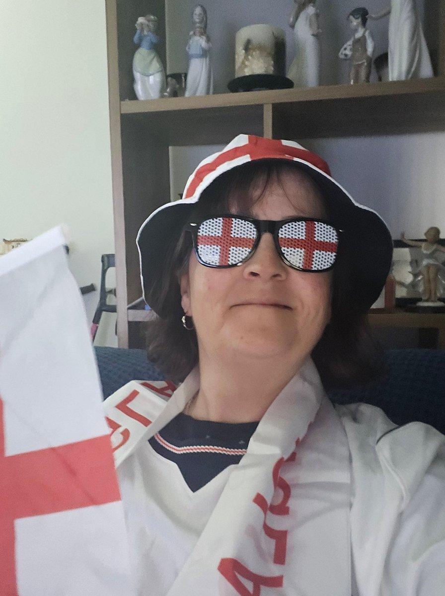 zaracruise's tweet photo. Come on England! #ENGCRO https://t.co/YODVo0bMc9