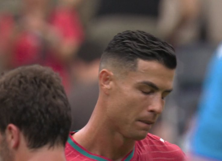 ArsenalChizzy_'s tweet photo. 🚨 🗣️ Wayne Rooney on Cristiano Ronaldo's performance against DR Congo:

"I respect Cristiano Ronaldo, but at this point, someone close to him needs to have an honest conversation. His legs can no longer keep up with the demands of the game.

There comes a stage in every player's career where you have to reflect, accept reality and walk away with dignity instead of forcing it.

And as for the GOAT debate? I don't think there should even be one anymore. We all know who the greatest of all time is.”