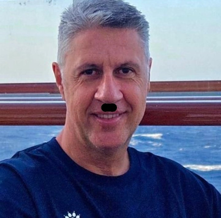 UCFRTerrassa's tweet photo. Xavier Albiol torna a denigrar les persones immigrants amb comentari racistes. Ha titllat un pressumpte lladre d'"escoria que venido de Marruecos" i "Si fuese por mí, lo devolvía a nado a Marruecos".
Sempre callat amb els corruptes del PP i quan empresaris exploten treballadors. https://t.co/YvdrrKoMaZ