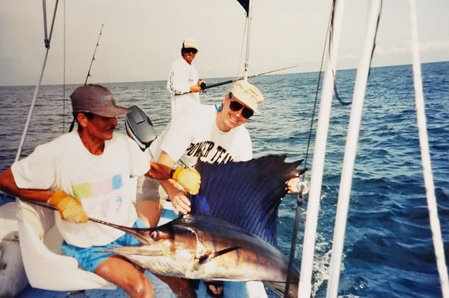 SherrillPhilip's tweet photo. A long time ago in a land far far away...
Guatemala, 1996 https://t.co/qmEvNoZWhV