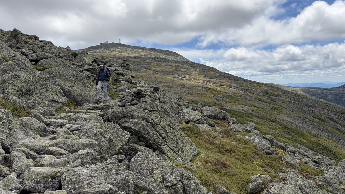 kstringermusic's tweet photo. Great day hiking Mt. Washington yesterday.  Always tiring but always worth it (when the weather is right for it) https://t.co/DbDkh9GDXy