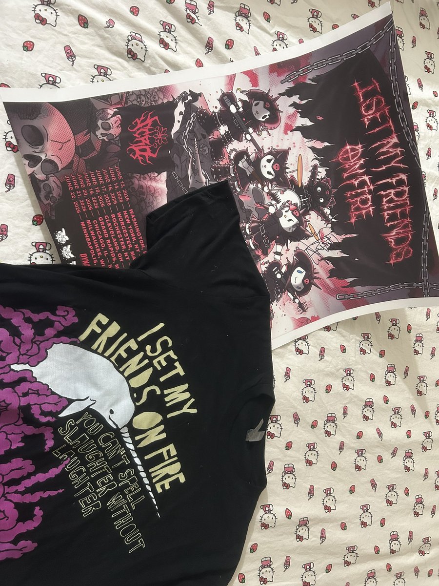 seallysdiary's tweet photo. i saw ismfof and it was so much fun! i got to take a picture with matt and have my poster signed (near hello kitty and cinna) i luv ismfof https://t.co/dSD9ql8eQV